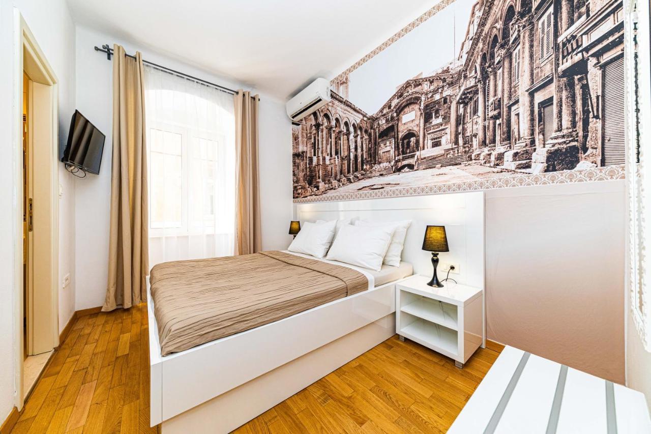 Riva City Rooms Split Exterior foto